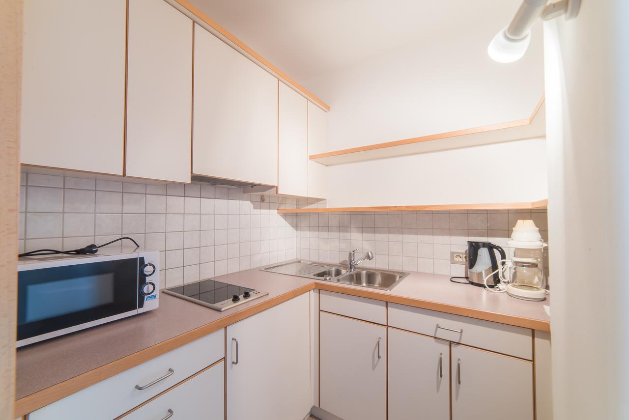 Pension Apartments Pardell Кастельбелло Экстерьер фото